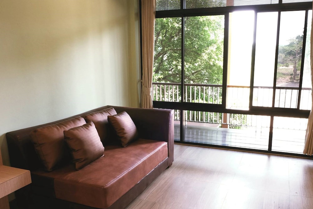 Baan Rim Naam photo 3