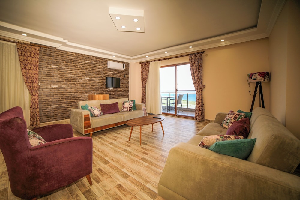 Apartment, 2 Bedrooms, Balcony, Sea View