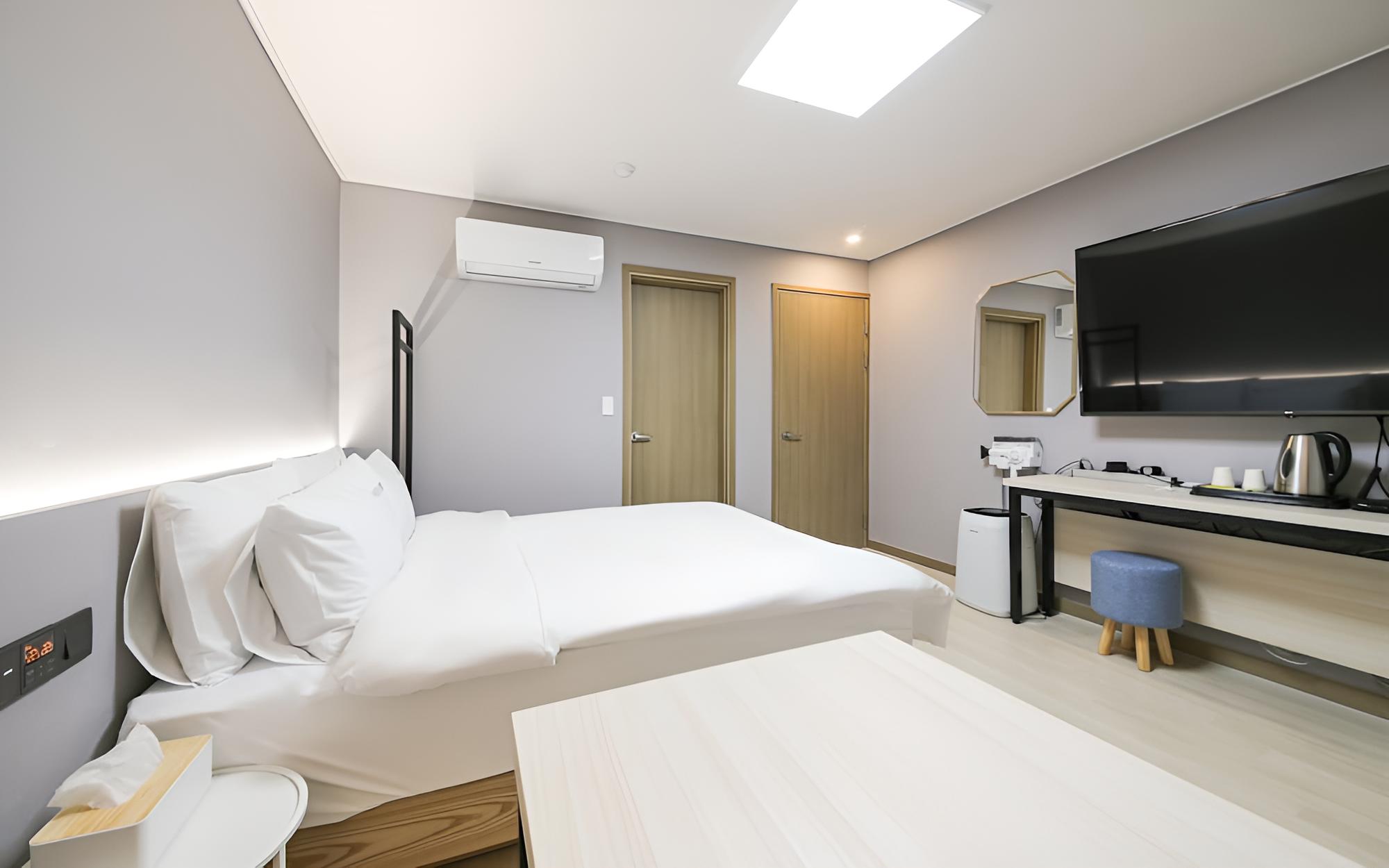 Room (Standard King (down bedding) (4KUHD65) photo 3