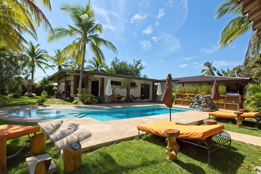 Romantic Quadruple Room, Pool View