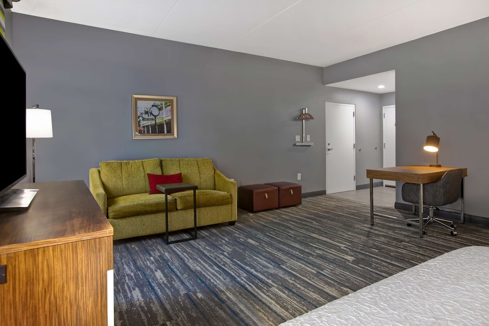 Room, Accessible, Non Smoking - Photo 1