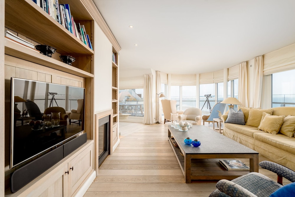 Stunning Penthouse With Free Parking and sea View, Foto 10
