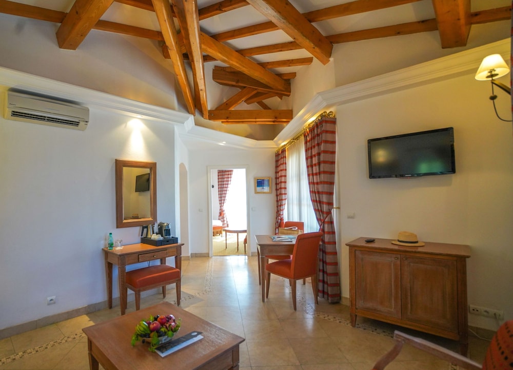 Suite, Balcony (Topaze) - Photo 6