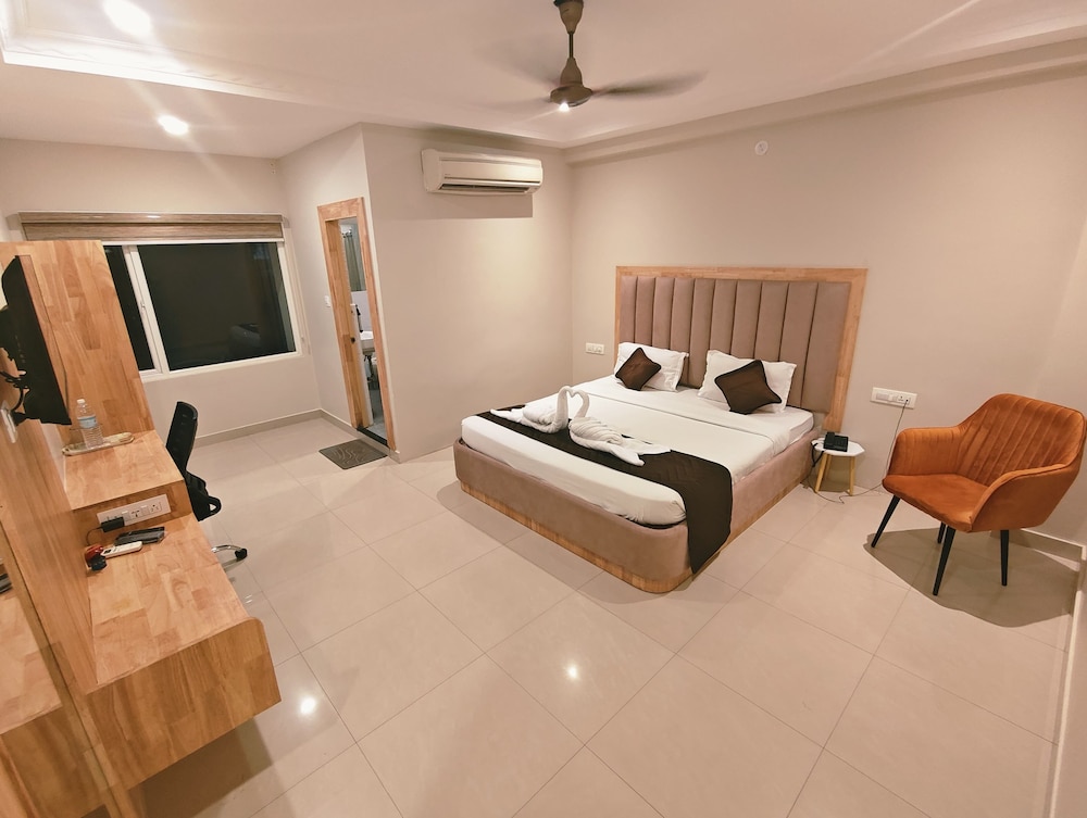 Luxury Double Room photo 1