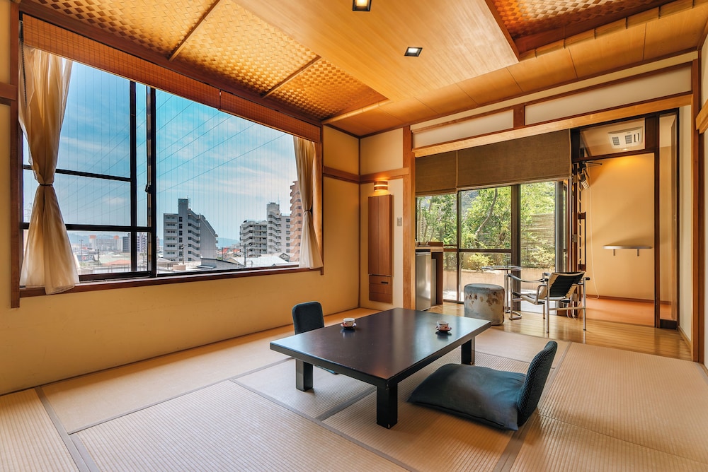 Suite photo 1