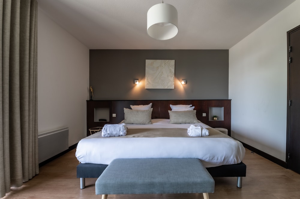 Superior Suite - Photo 1