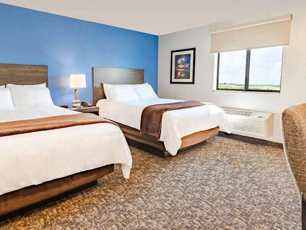 Room, 1 Queen Bed, Mobility Accessible (Hearing Impaired, Roll In Shower)