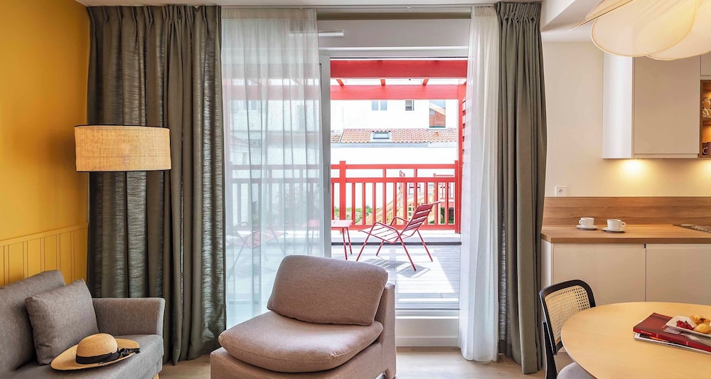 Superior Apartment
