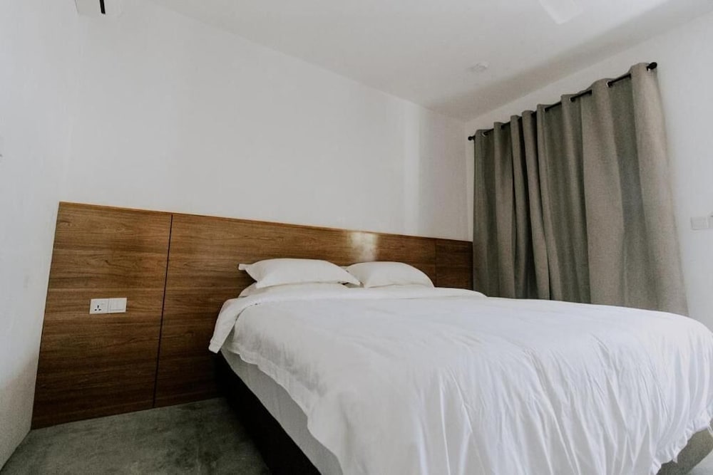 Deluxe Double Room, Garden View