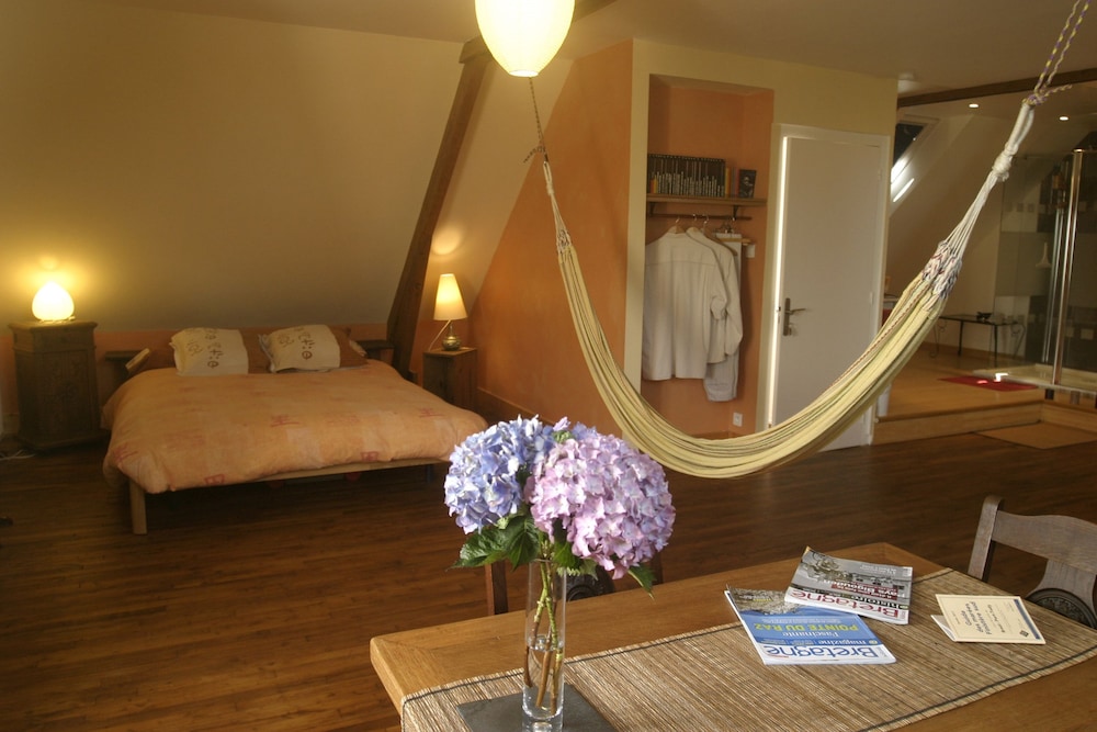 Loft, Garden View photo 2
