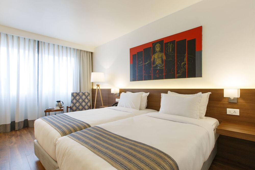 Deluxe Premium Room - Photo 7