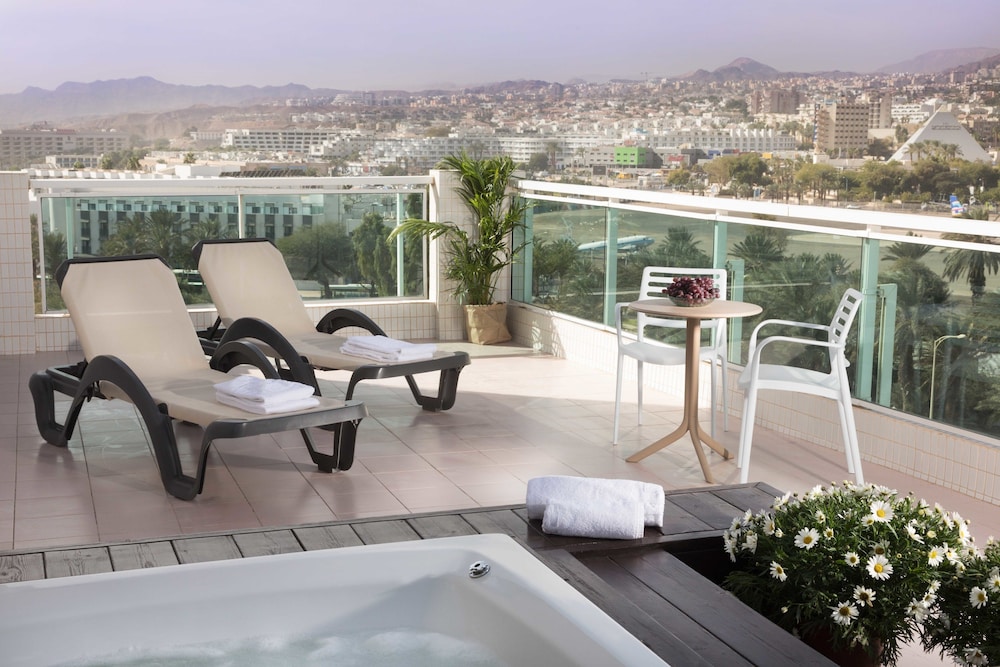 Terrace Room With Outdoor Jacuzzi photo 2