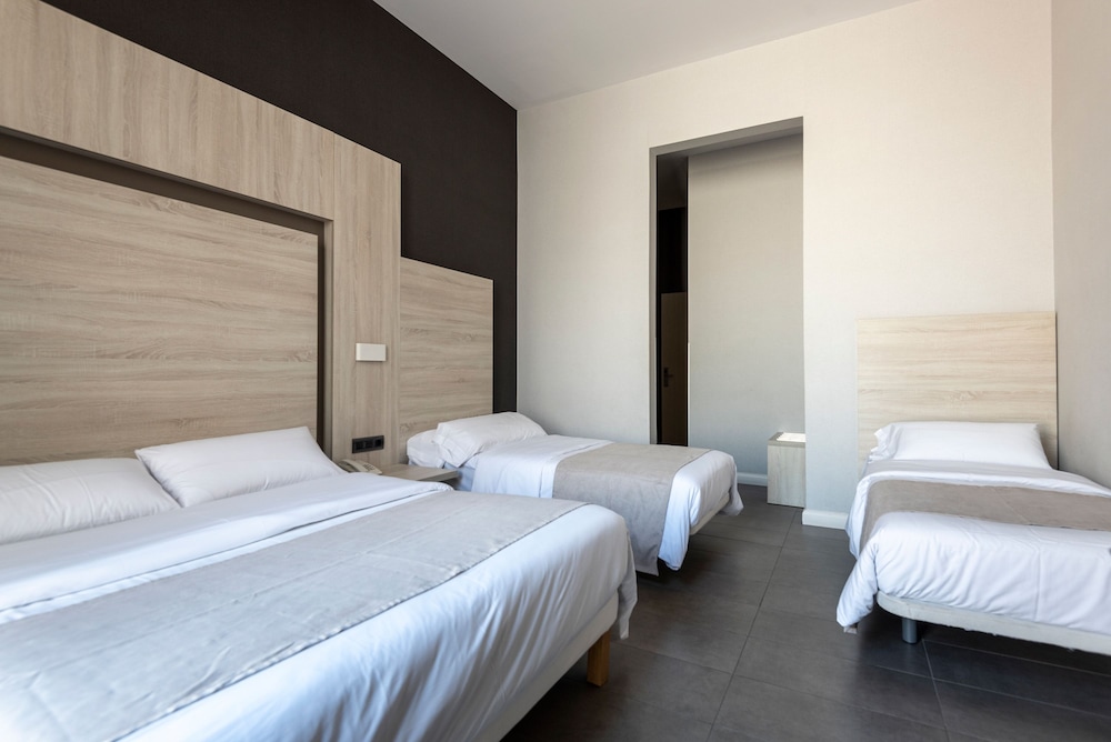 Quadruple Room, Balcony