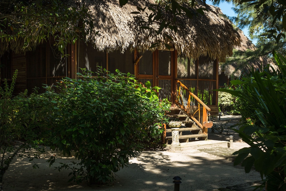 Partial Seaview Cottage photo 3