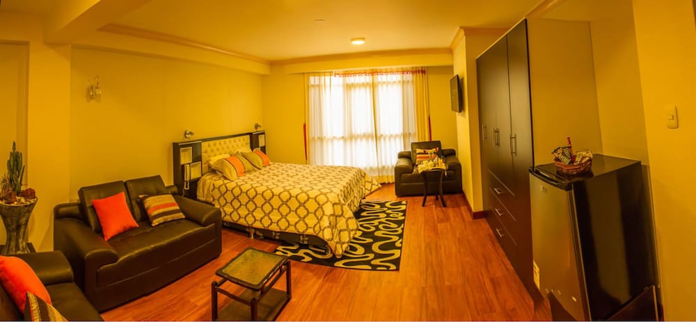 Standard Room, 1 Queen Bed, Non Smoking, Private Bathroom photo 1