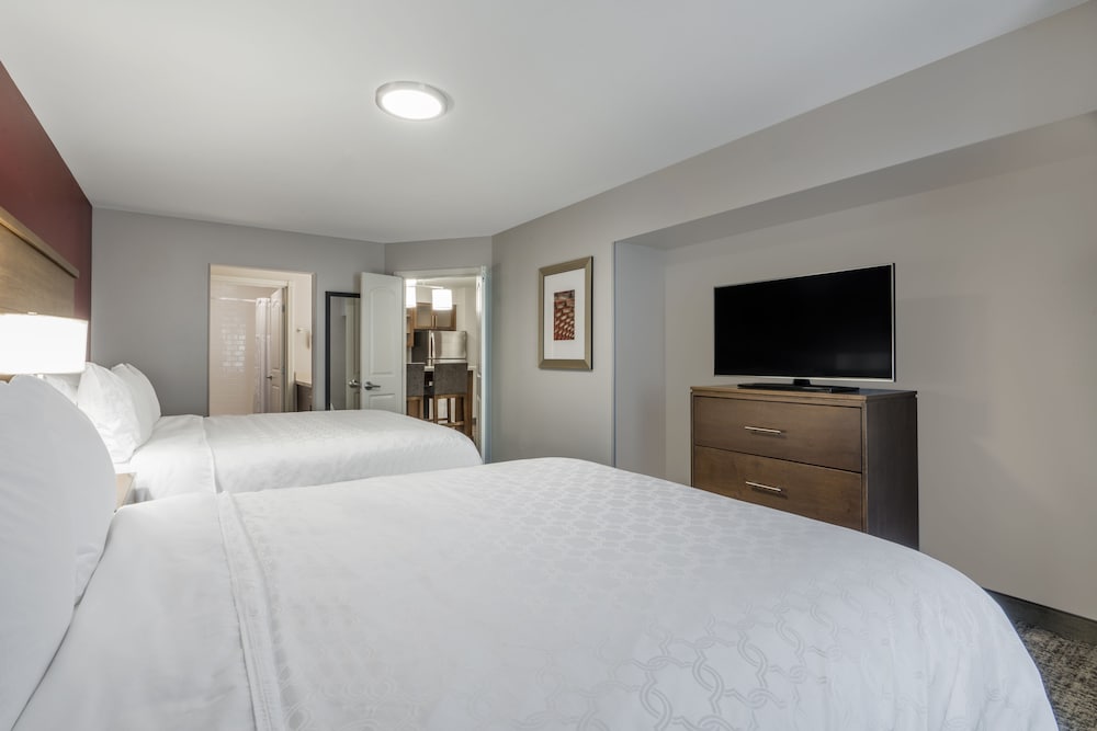 Suite, 1 Bedroom (Bath Shower Combination)