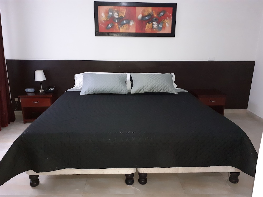 Junior Studio Suite