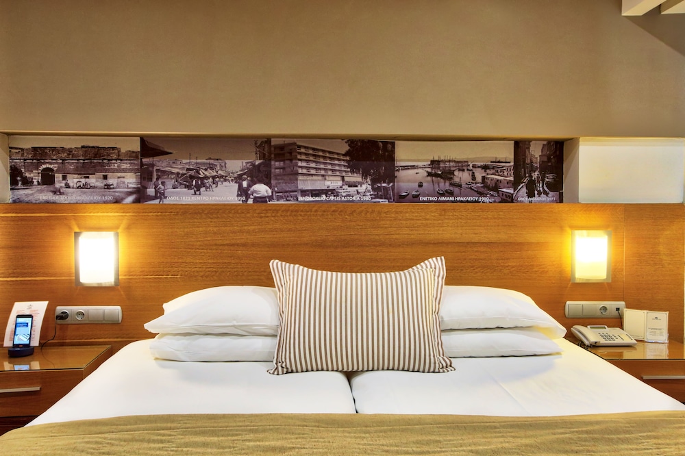 Triple Room Street View - Photo 3