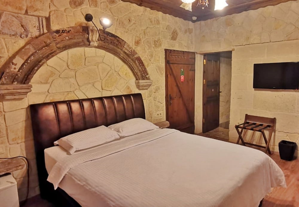 Standard Double Room - Photo 3