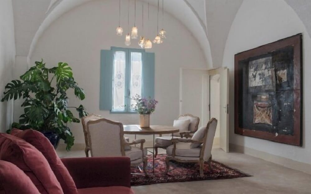 Exclusive Suite photo 1