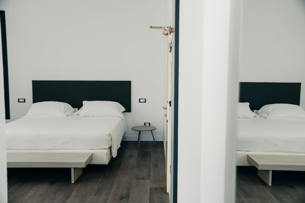Basic Quadruple Room, Balcony, Sea View