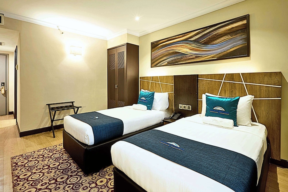 Superior Room, 2 Twin Beds, Non Smoking photo 3