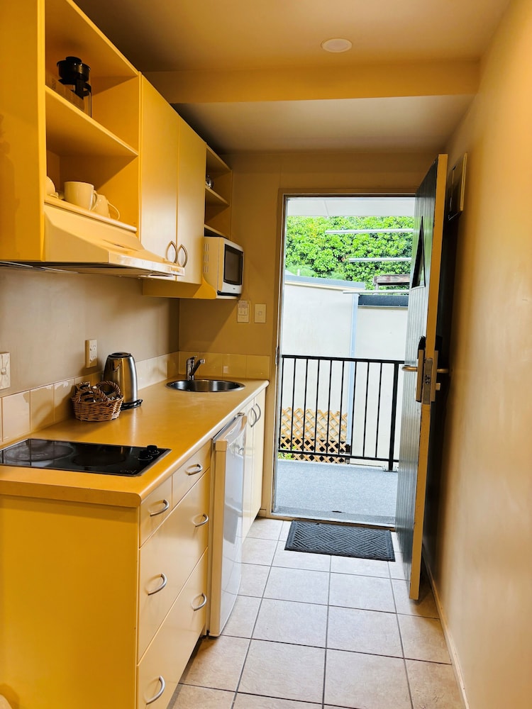 Family Apartment, Multiple Bedrooms photo 3