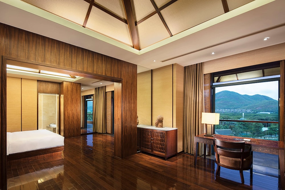 3 Bedroom Ocean View Presidential Suite