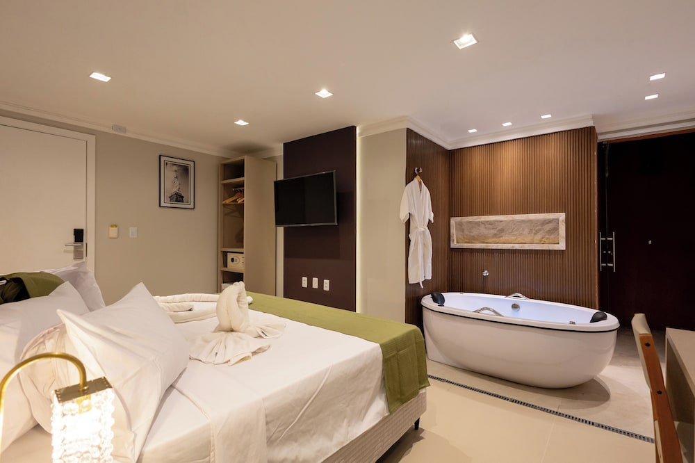 Deluxe Double Room photo 3