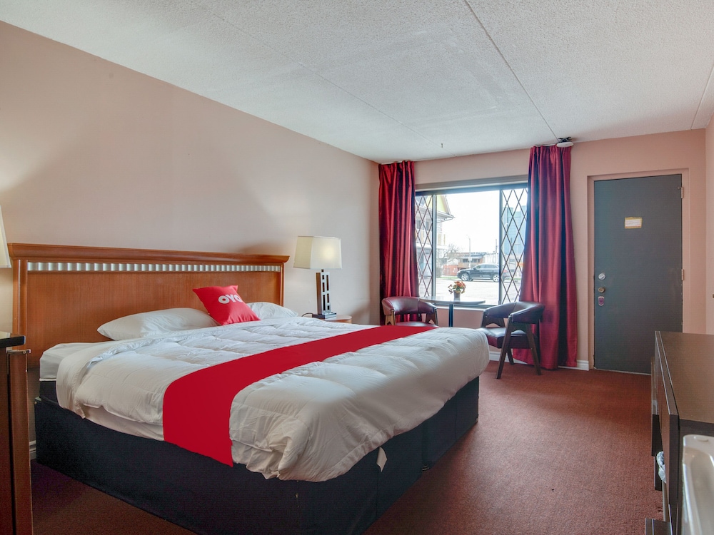 Room, 1 King Bed photo 3