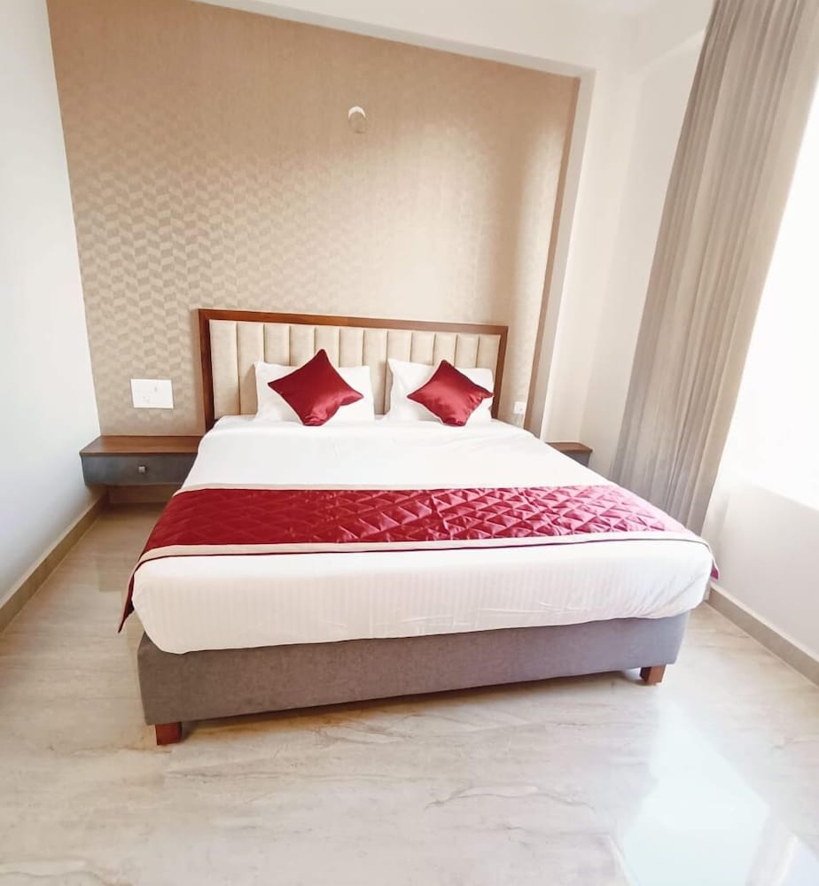 Standard Double Room Single Use, 1 Bedroom, Non Smoking, City View