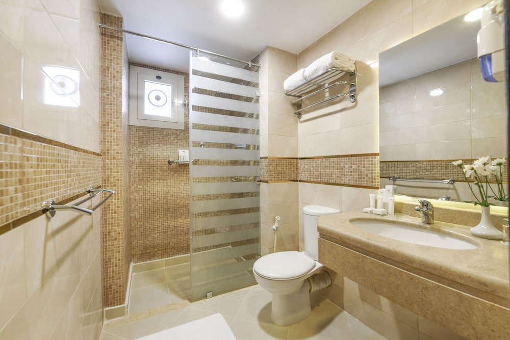 Standard Room - Photo 9