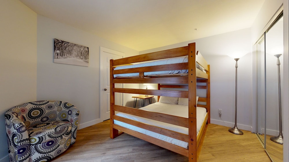 Ironwoods by Whistler Blackcomb Vacation Rentals, Photo 11