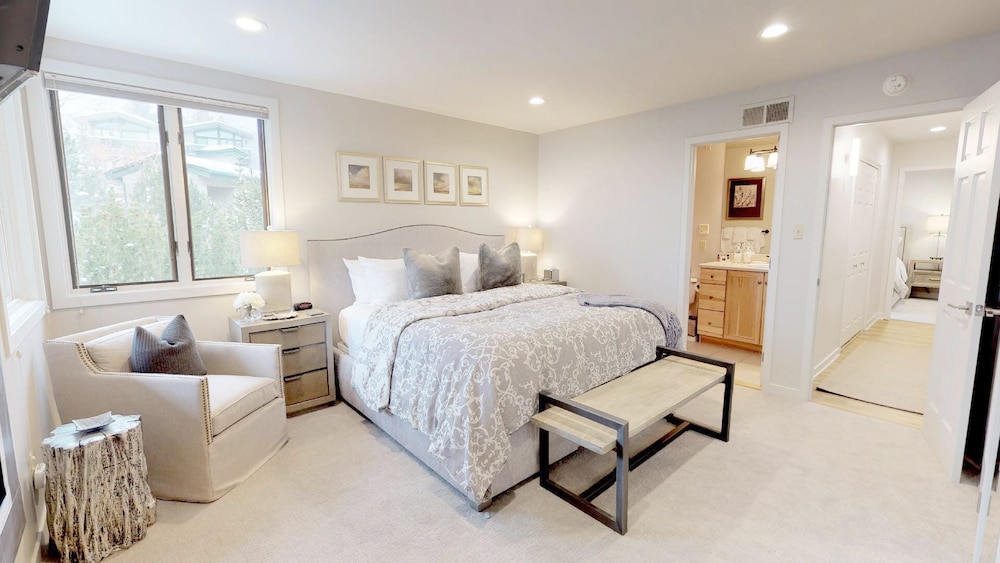 Premier Room, 3 Bedrooms photo 3