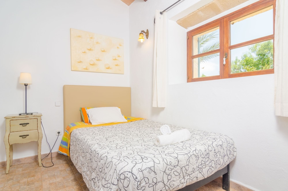 Villa photo 1