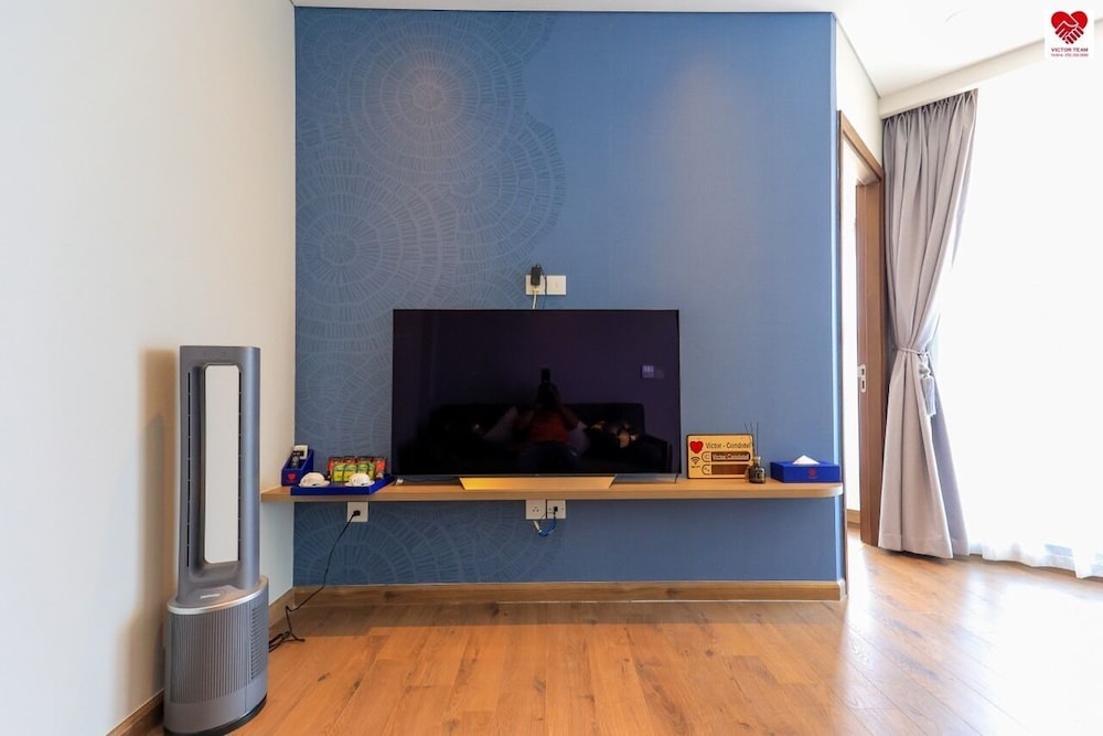 Deluxe Studio