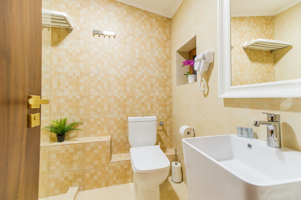 Deluxe Double Room (no. 7) - Photo 5