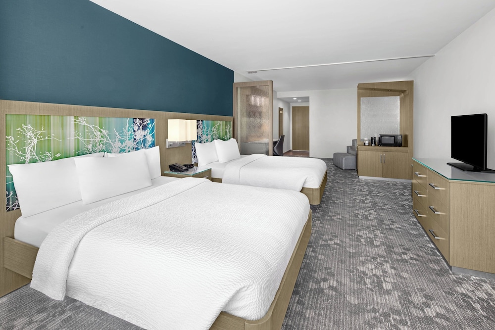 Suite, 1 Bedroom (Mobility Accessible, Tub)
