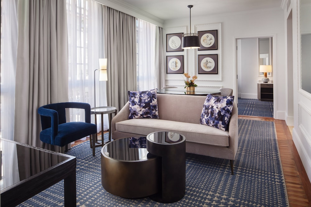 Suite, 2 Bedrooms, City View