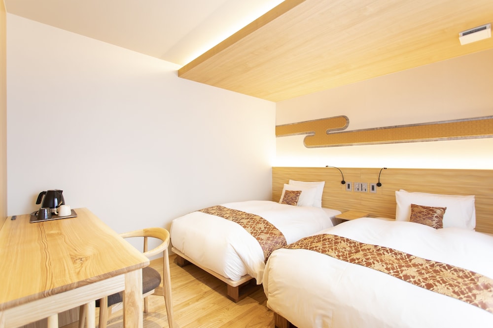 Double or Twin Room, Non Smoking, Private Bathroom - Photo 8