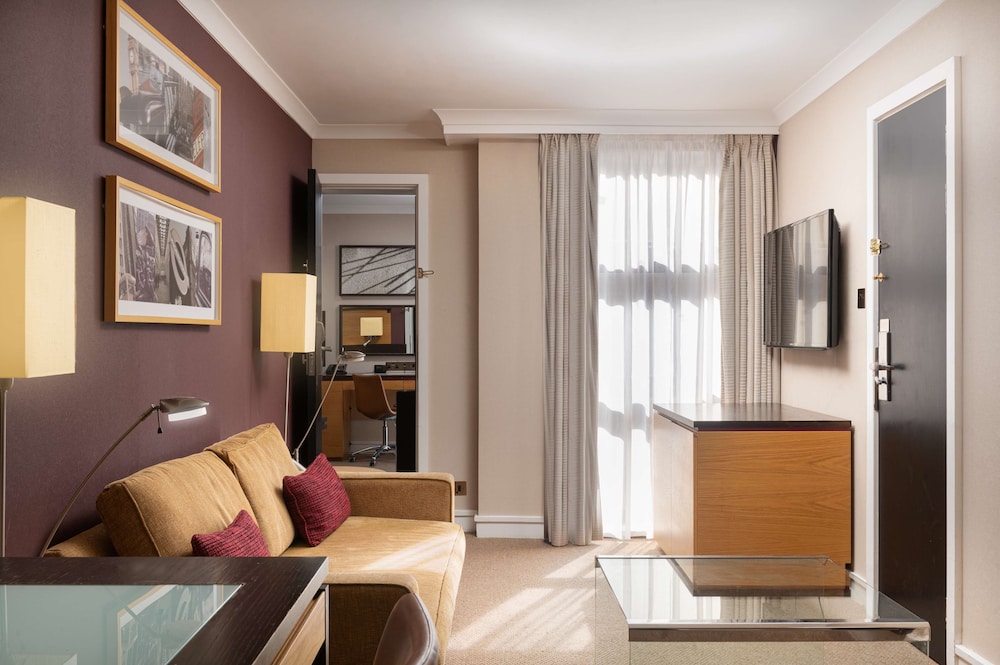 Junior Suite, 1 Queen Bed