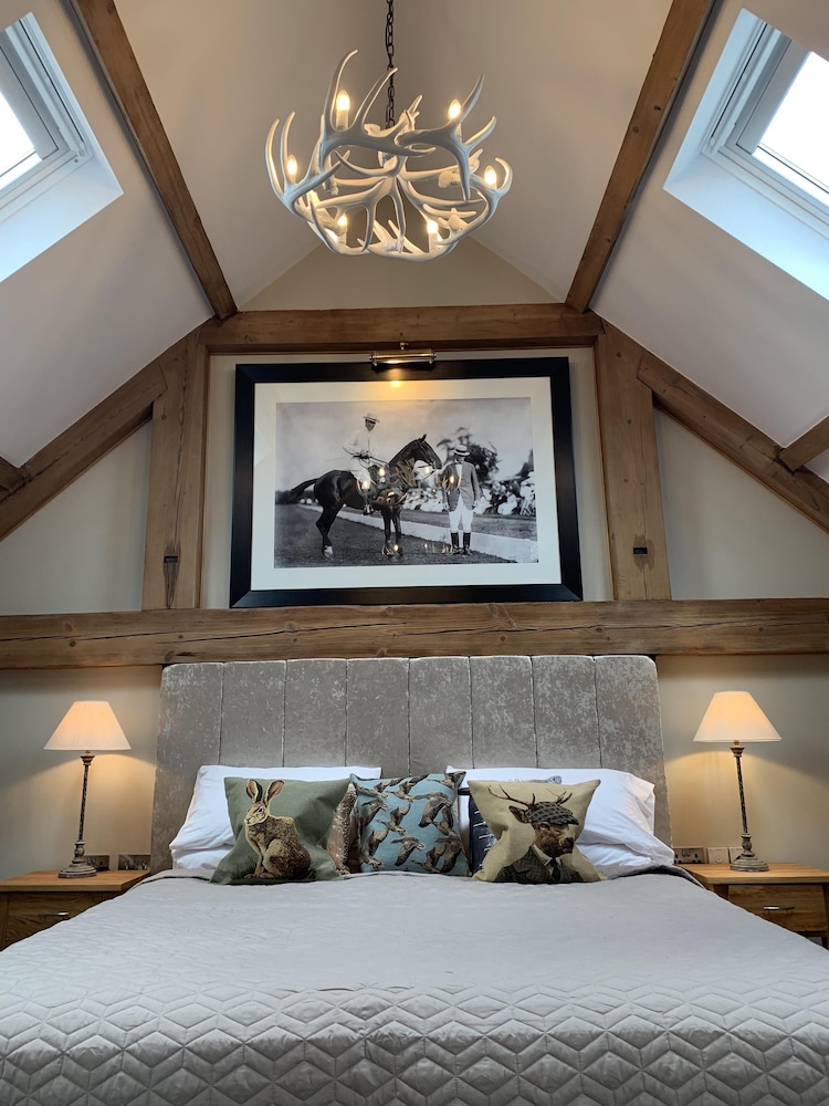 Signature Double Room, Ensuite photo 3