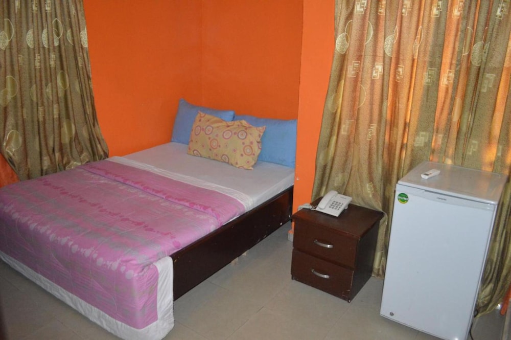 Standard Room - Photo 7