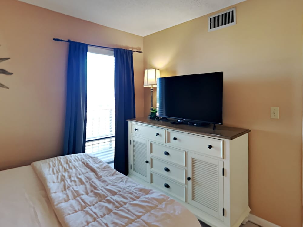 Condo, Multiple Beds, Balcony, Ocean View (T2 1108 - No Pets)