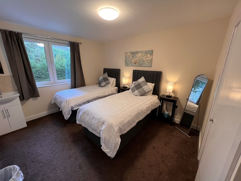 Apartment, Private Bathroom, Garden View (2 Bed) photo 3