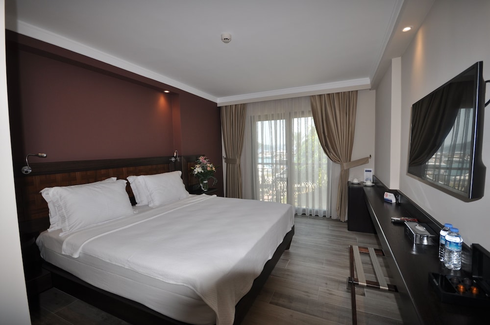 Suite, Sea View - Photo 3
