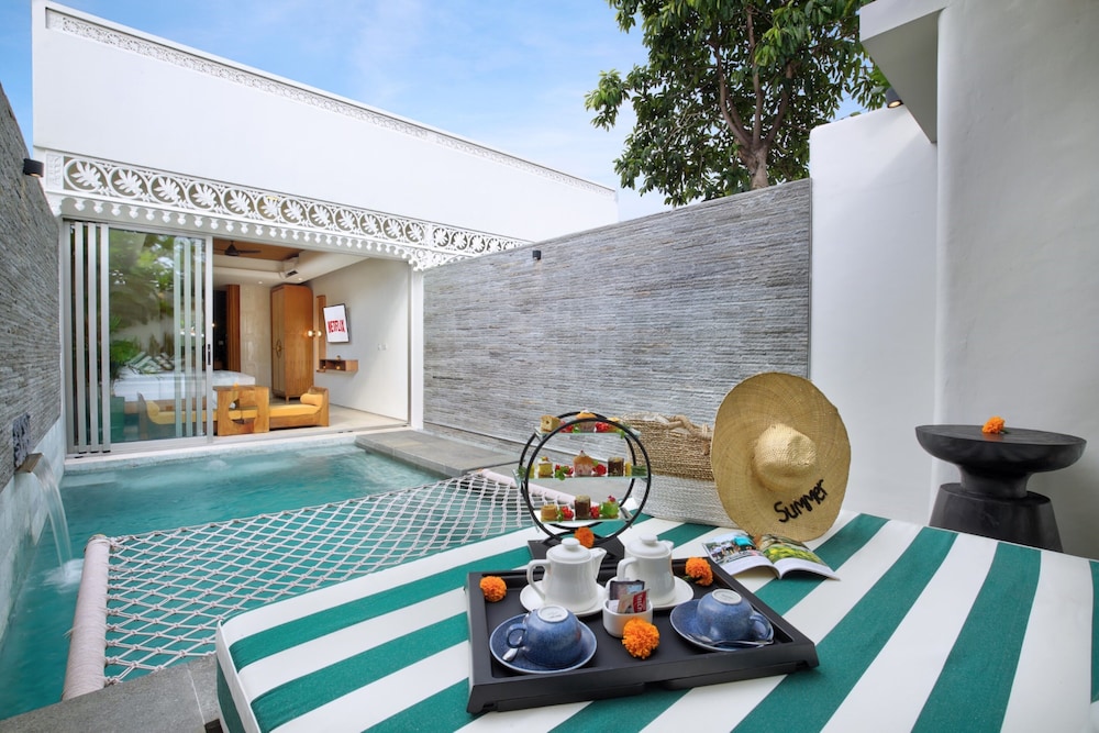1 Bedroom Villa with Private Pool - Photo 17