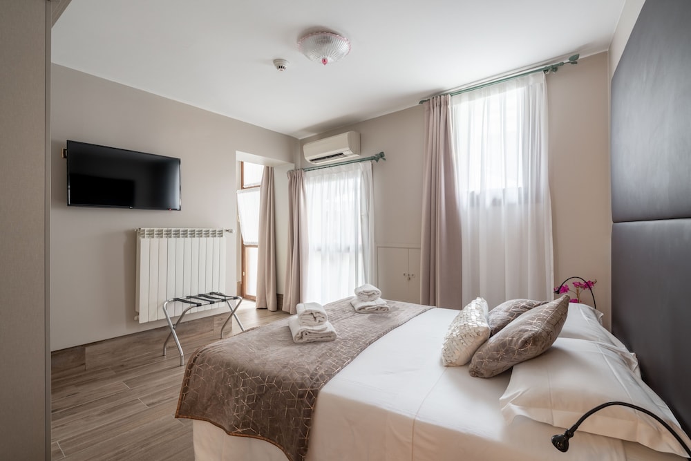 Standard Double Room, 1 Double Bed (2C) photo 2