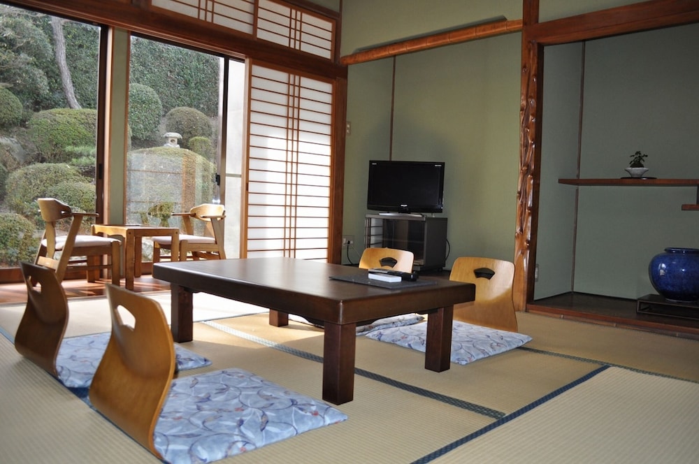 Japanese Style Room with Garden View, Non Smoking
