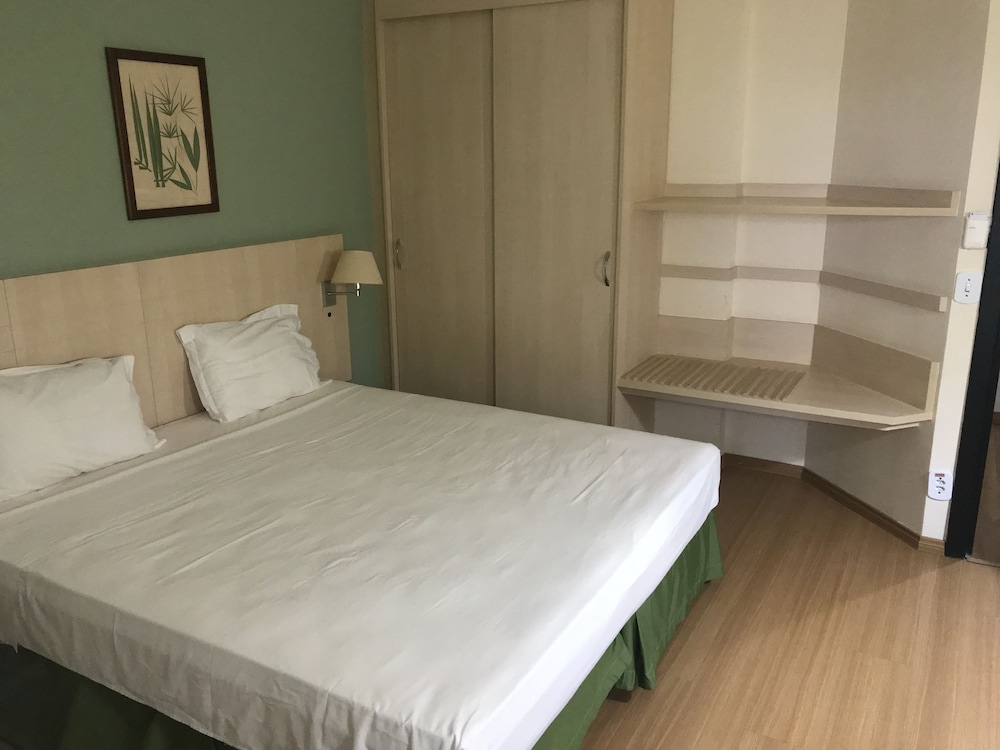 Standard Triple Room, Non Smoking photo 3